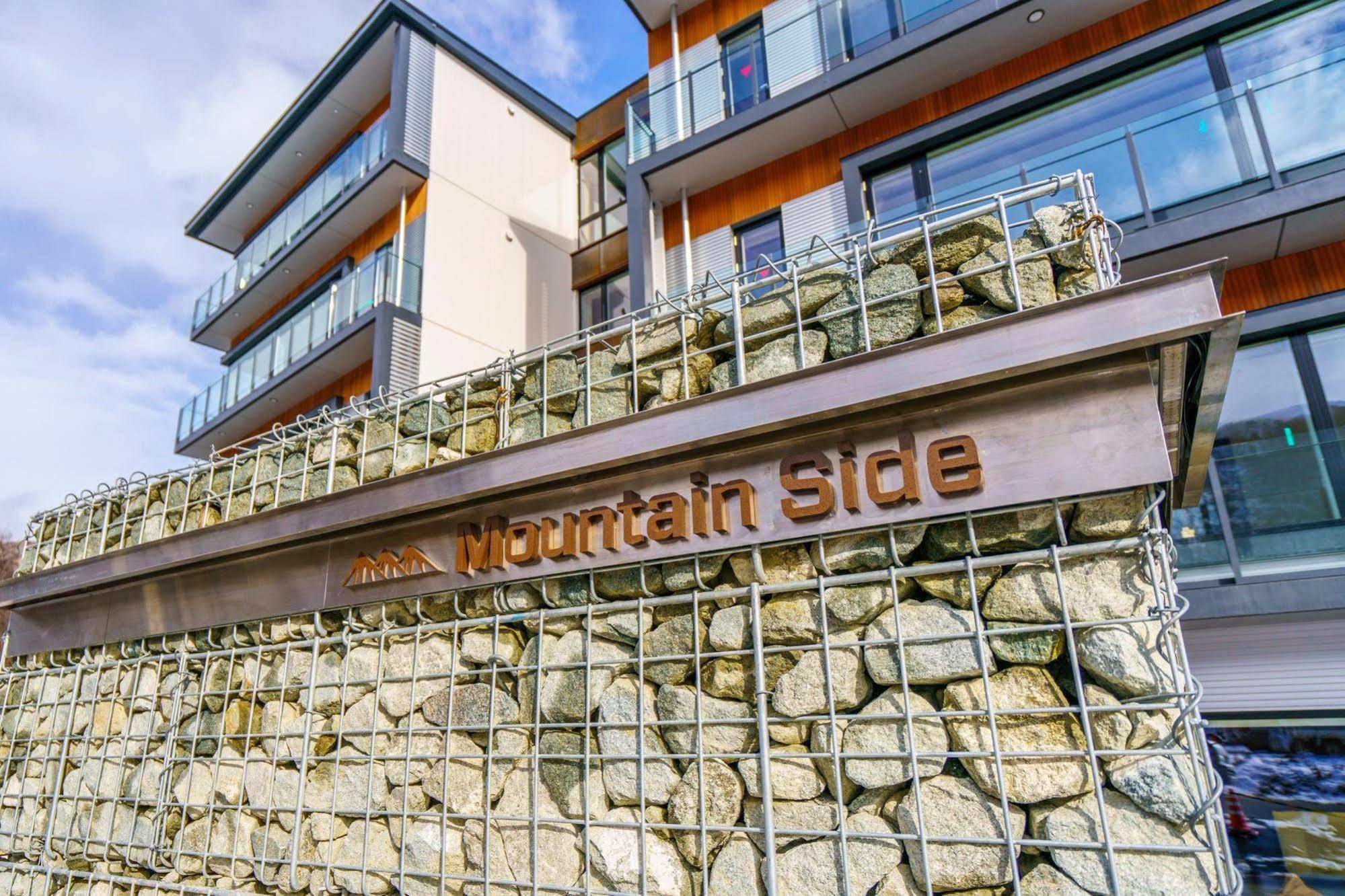 Mountain Side Hakuba Hotel Exterior photo